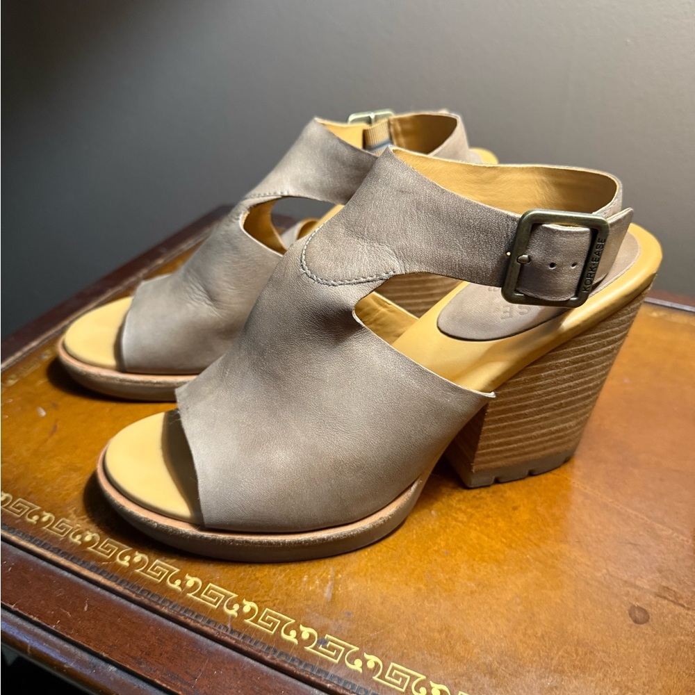 Kork-Ease Tan Open-Toe Block Heel Sandals